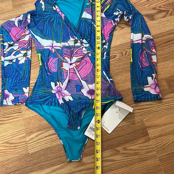 Amir Slama Draped Long Sleeves Bodysuit In Pink ,green and blue size XL - Picture 16 of 16